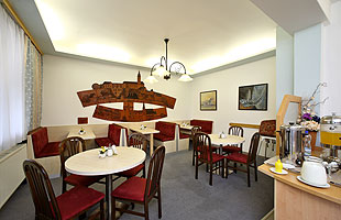 Penzion Rajský, breakfast, photo by: Lubor Mrázek